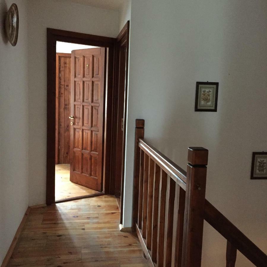 Bran White Clouds House And Chalet Екстер'єр фото